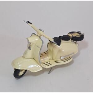 Xonex Lambretta Scooter Cream Diecast Motorcycle Model 4in Collectible